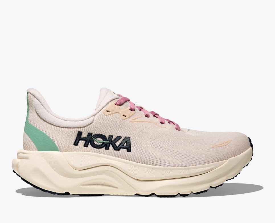 Women’s Arahi 8